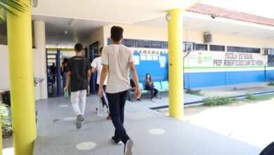 Candidatos entram em escola do Amazonas para fazer Enem 2023. Foto: Divulgação