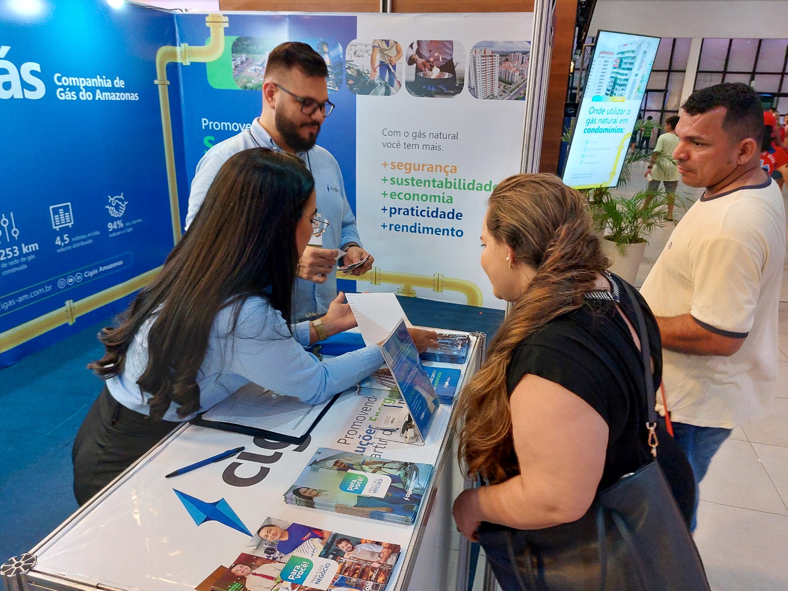 Participação da Cigás em ação de promoção comercial. Foto: Divulgação