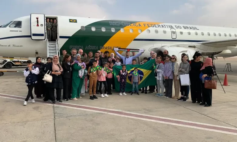 Chegada está prevista para as 23h30 na Base Aérea de Brasília. Foto: Divulgação